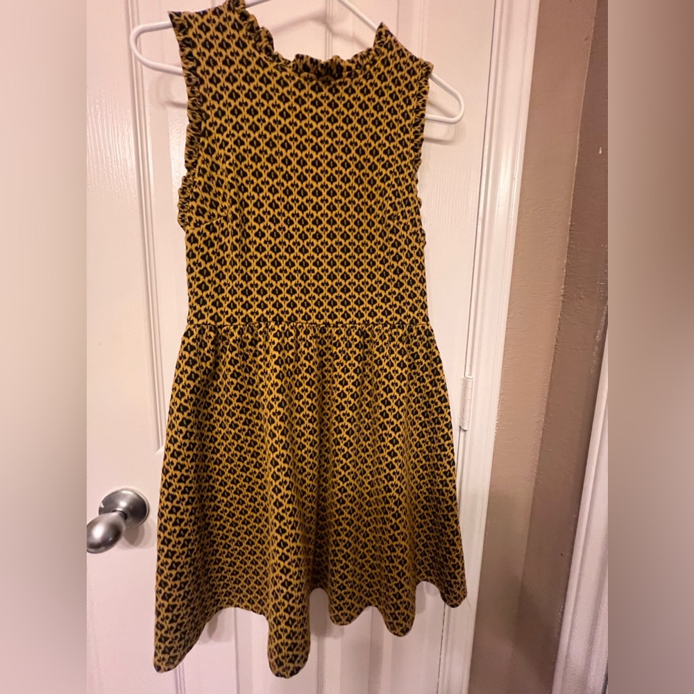 Xhilaration from Target adorable gold and navy fit and flare dress. Size small.
